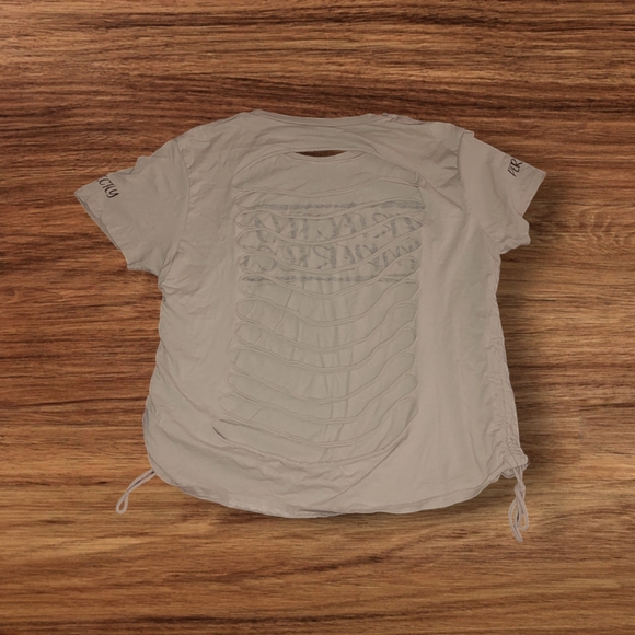 Ripped tshirts - Picture 2 of 4